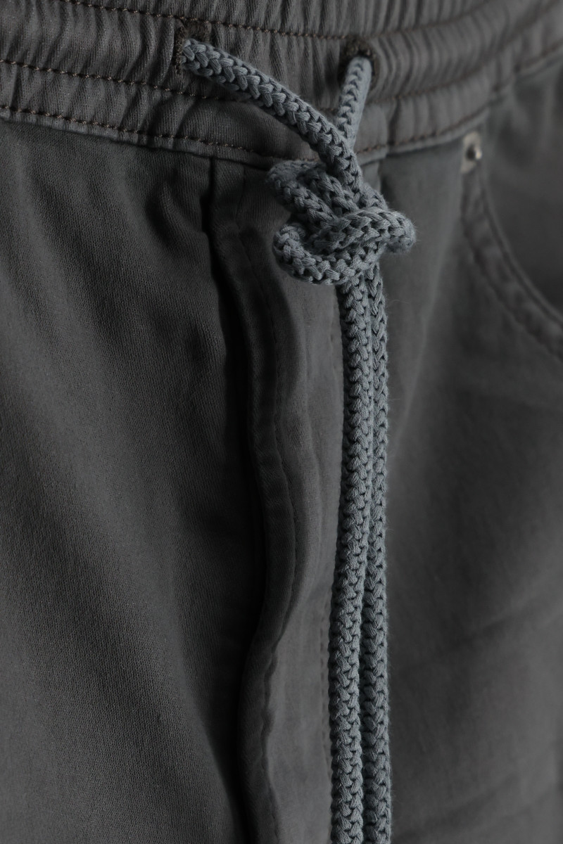 Šortky Diesel 2033 D-Krooley-Short Jogg Shorts Steeple Gray