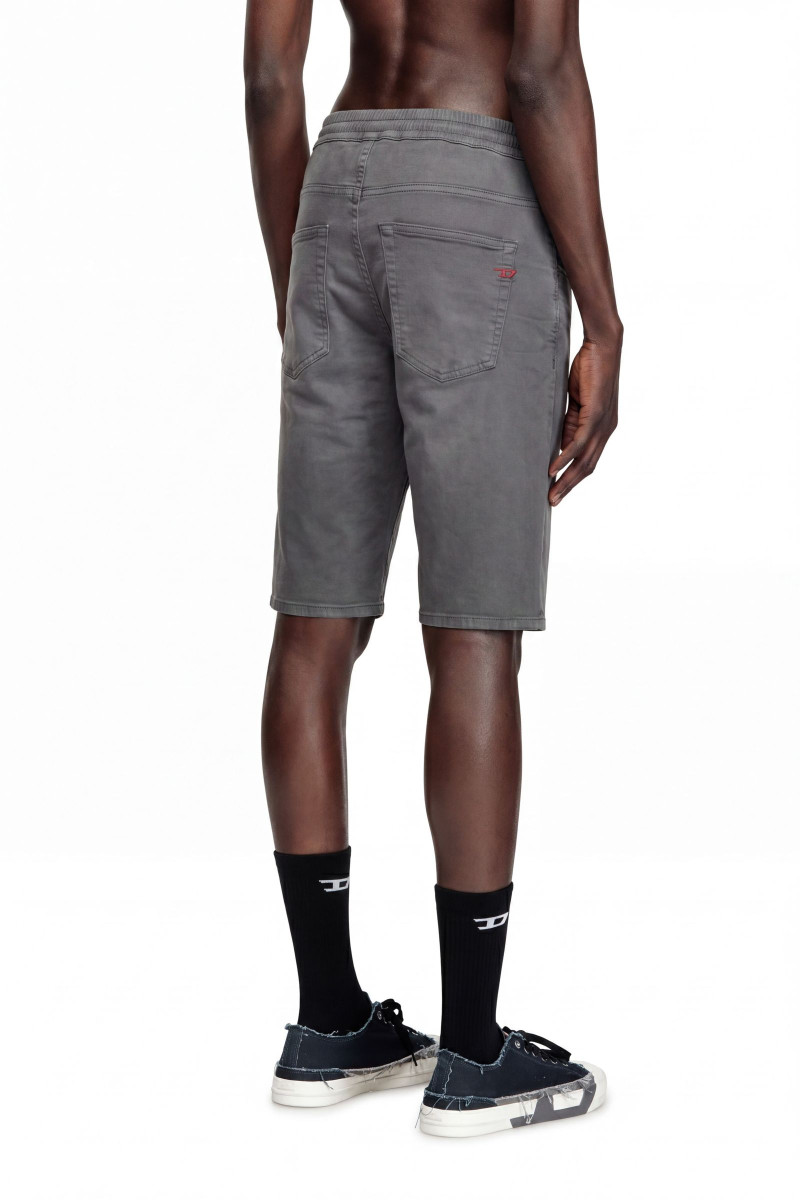Šortky Diesel 2033 D-Krooley-Short Jogg Shorts Steeple Gray