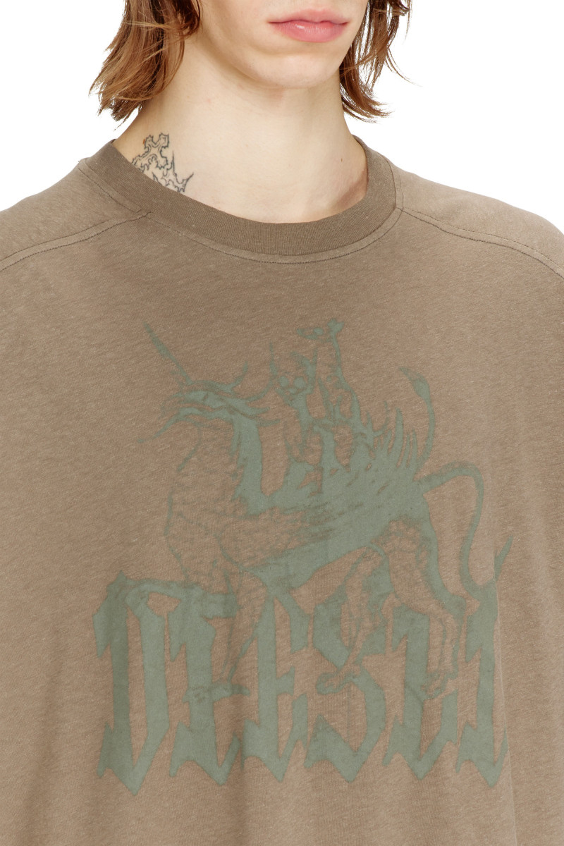 Tričko Diesel T-Jussi-A T-Shirt Brown