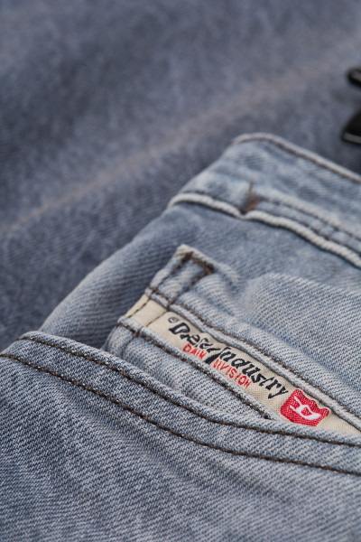 DŽÍNSY DIESEL 2023 D-FINITIVE TROUSERS - Fotografia č. 3