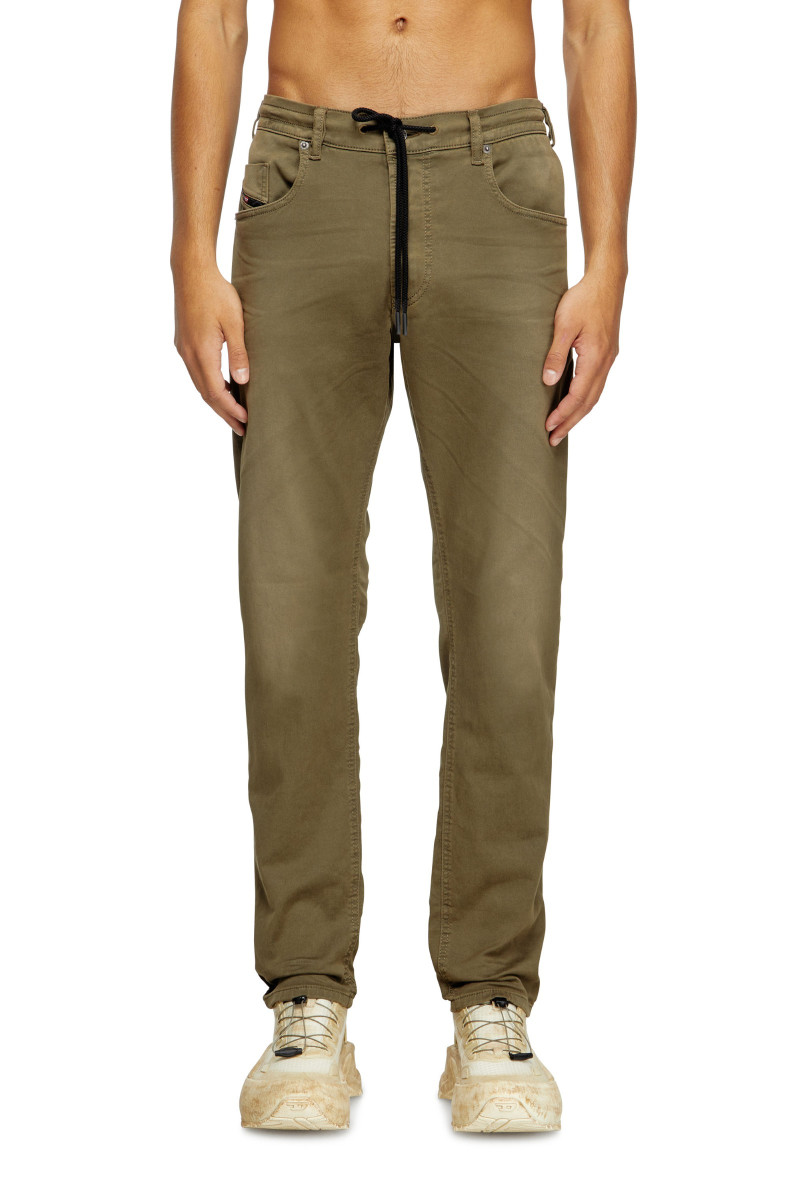Džínsy Diesel 2032 D-Krooley-B Jogg Sweat Jeans Green