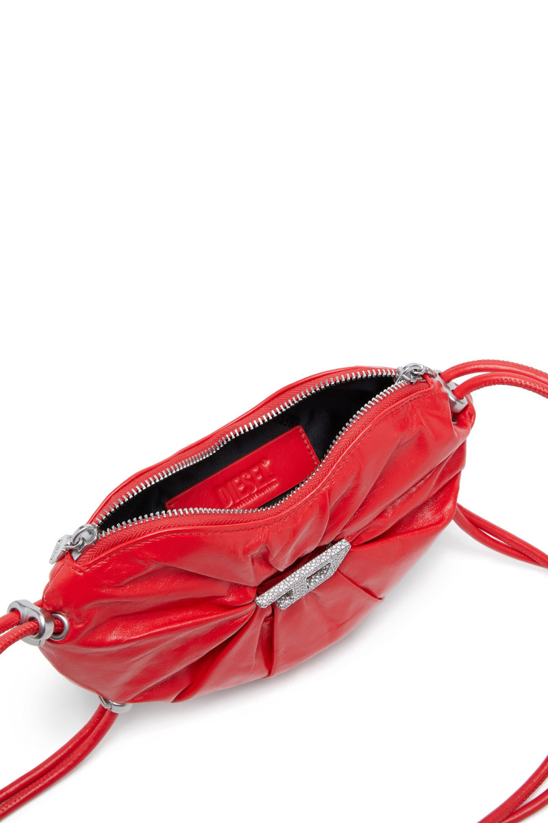 Kabelka Diesel Scrunch-D Heart Shoulder Bag Fiery Red
