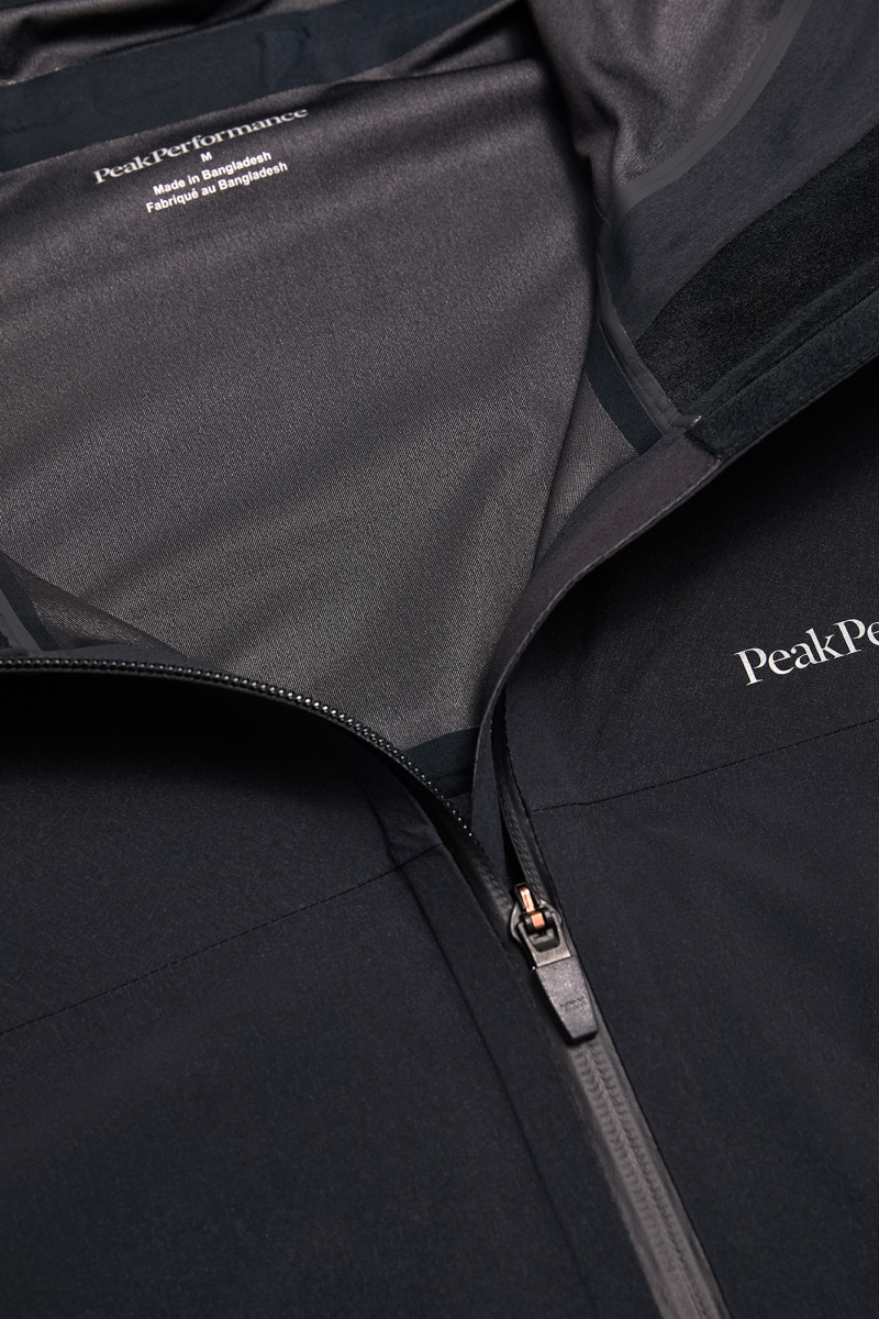 Bunda Peak Performance Commuter Hipe® 3L Shell Jacket Men Black
