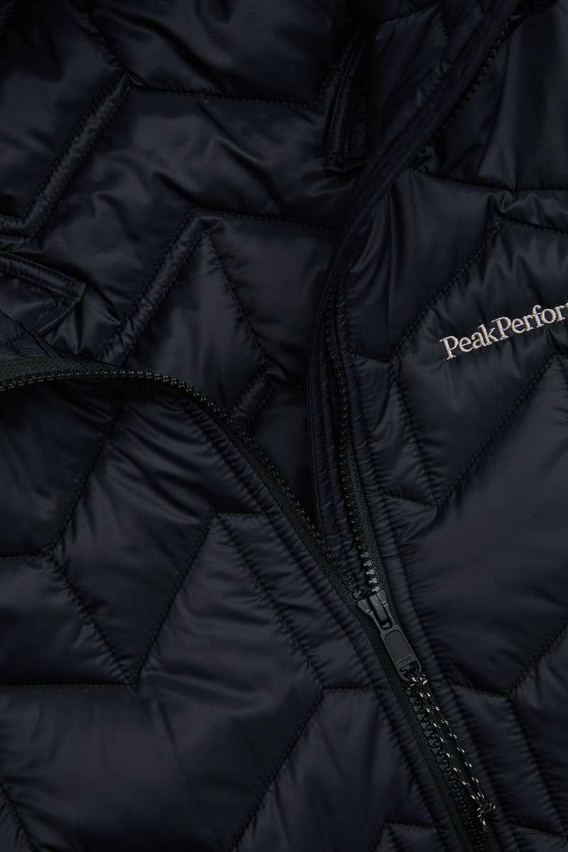 Bunda Peak Performance Elevate Insulated Hybrid Hood Jacket Men Black