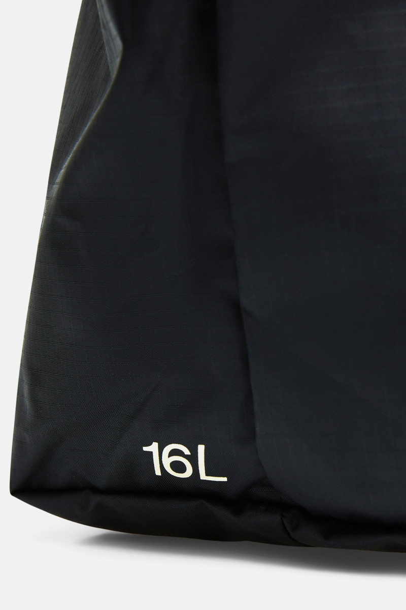 Taška Peak Performance Street Shopper Black