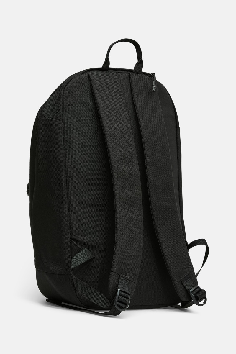 Batoh Peak Performance Detour Backpack-Pine Mystique Black