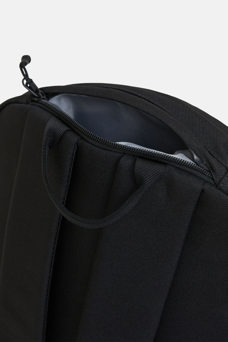 Batoh Peak Performance Detour Backpack-Pine Mystique Black
