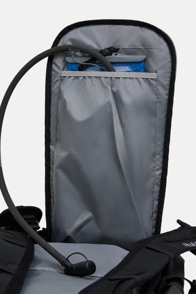 BATOH PEAK PERFORMANCE HIKE BACKPACK - Fotografie č. 6