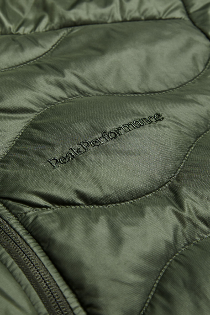 Bunda Peak Performance M Helium Down Hood Jacket-Summ Pine Needle