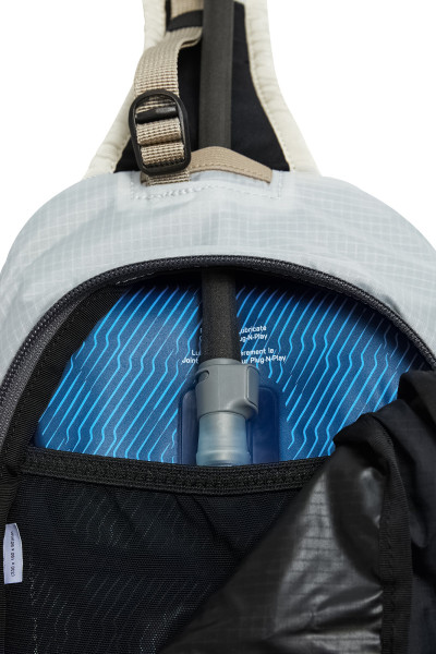 CROSSBODY PEAK PERFORMANCE OUTDOOR SLING BAG 4,5L - Kép 4