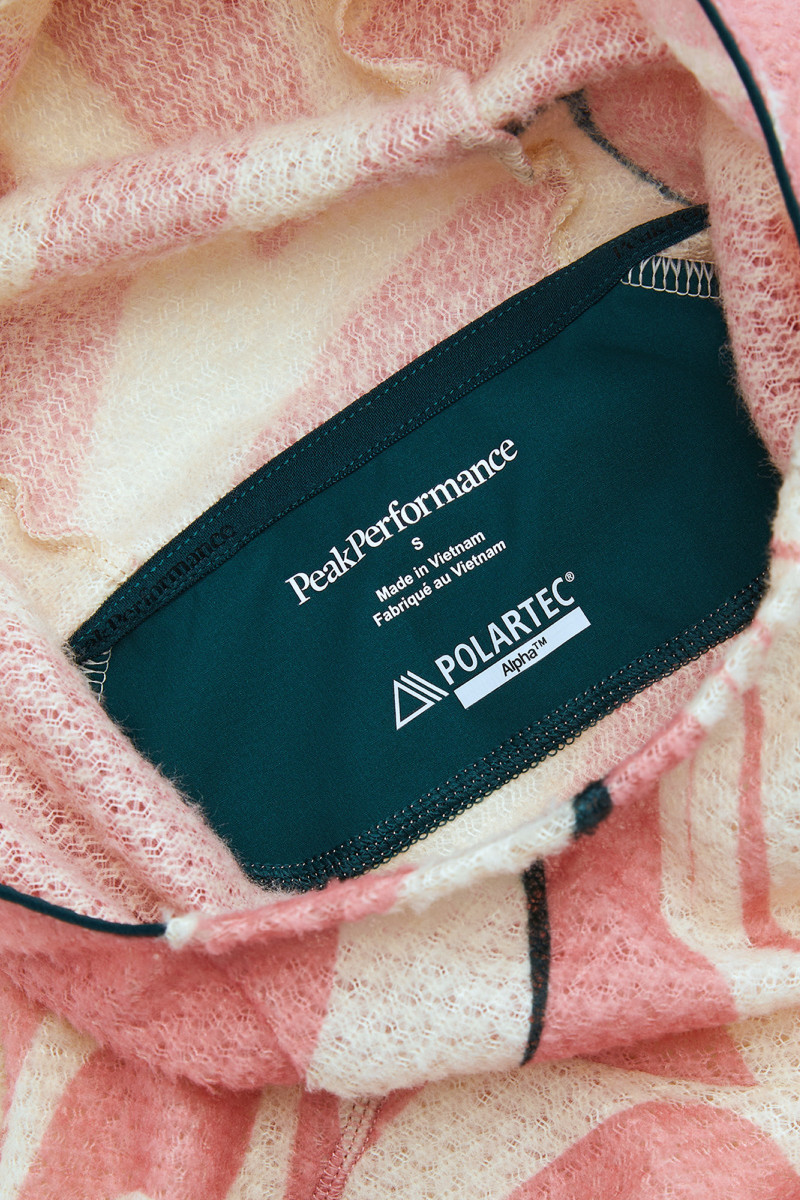 Mikina Peak Performance Freelight Aop Polartec® Alpha™ Hood Women Swirl Map