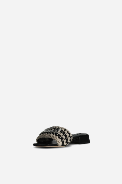 ŠĽAPKY KARL LAGERFELD PETALO II CROCHET SIGNIA SLIDE - Fotografia č. 4