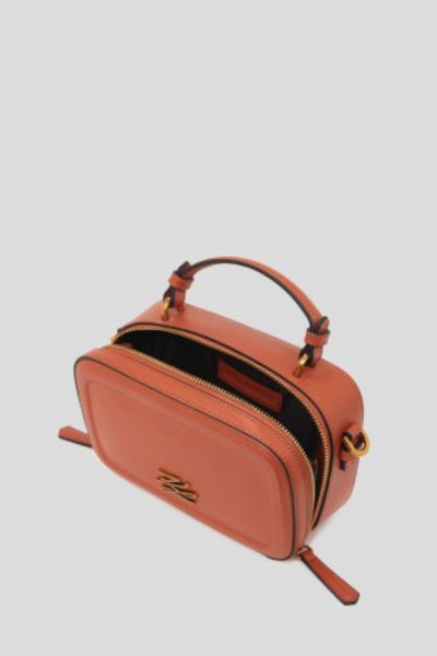 KABELKA KARL LAGERFELD K/AUTOGRAPH SM TPH CROSSBODY - Fotografie č. 3