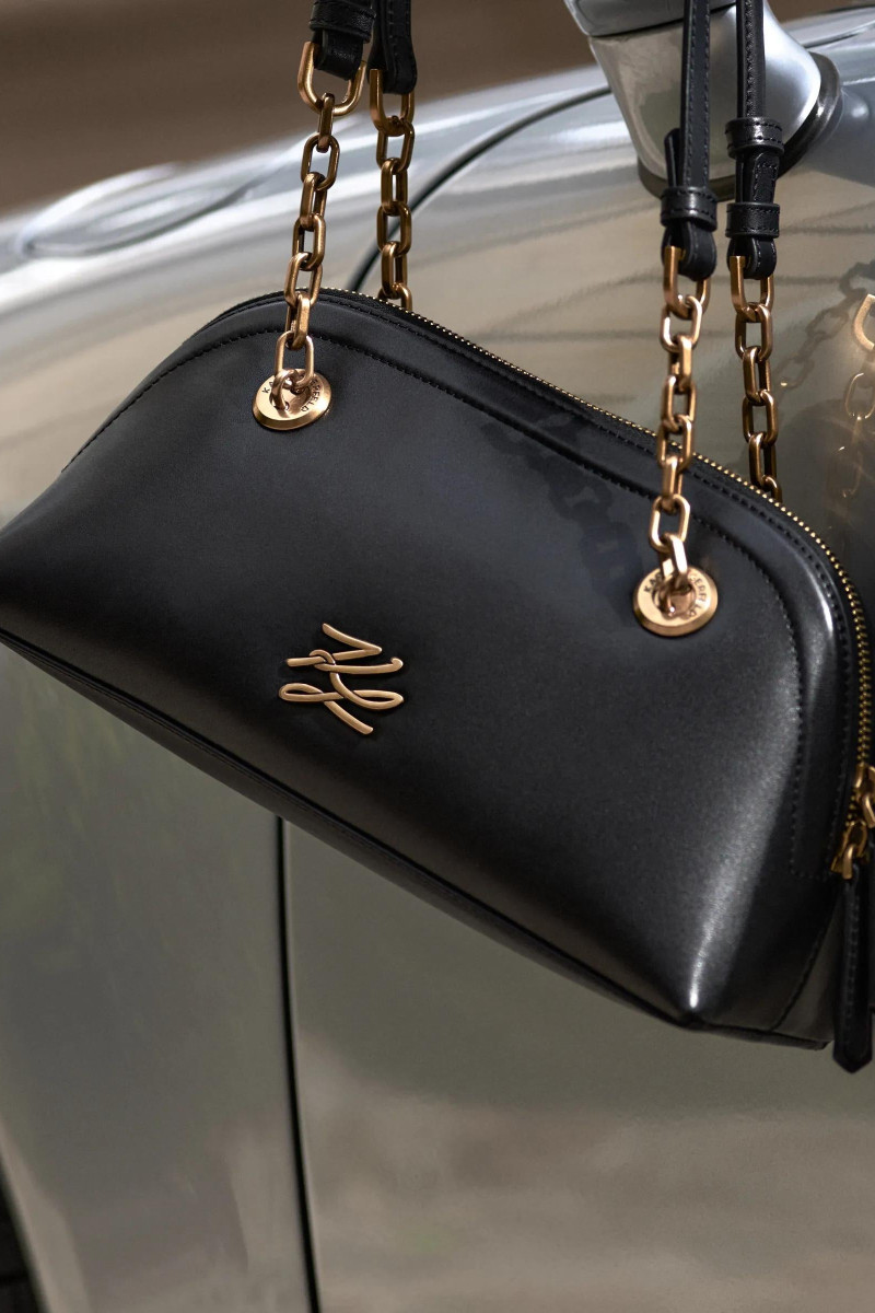 Kabelka Karl Lagerfeld K/Autograph Sm Bowling Shb Black/Gold
