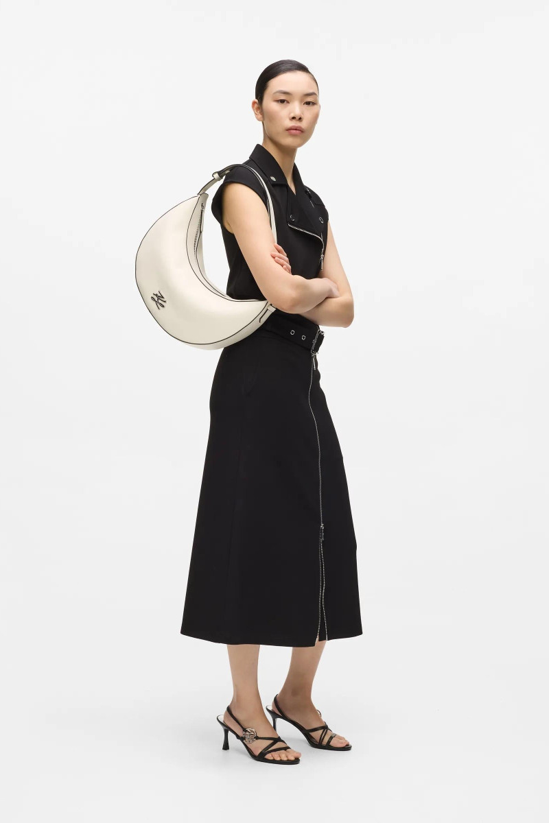 Kabelka Karl Lagerfeld K/Autograph Xl Halfmoon Shb Off White
