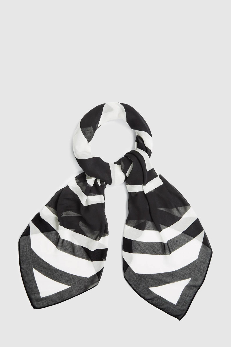 Sál Karl Lagerfeld K/Circle Modal Scarf Black/White