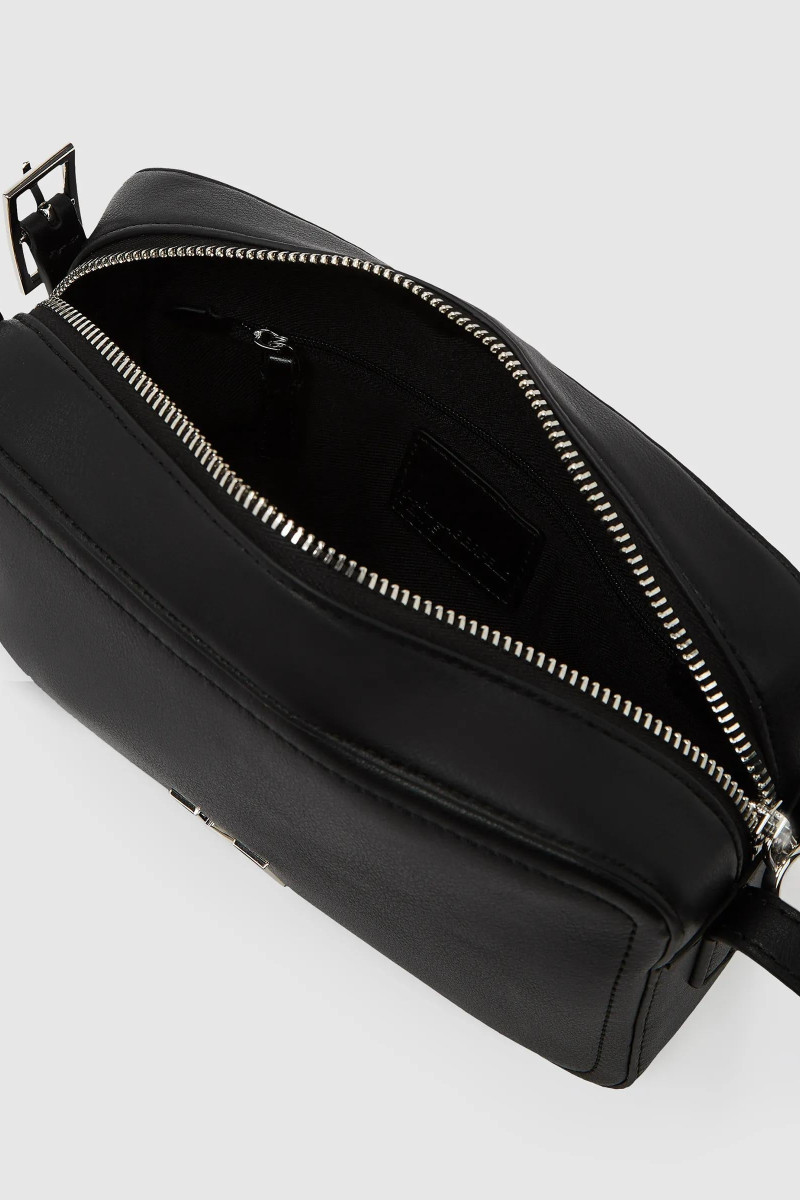 Kabelka Karl Lagerfeld Jeans Klj K Logo Camera Bag Black