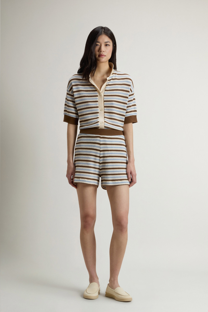 Rövidnadrág Woolrich Striped Shorts Acorn Stripe