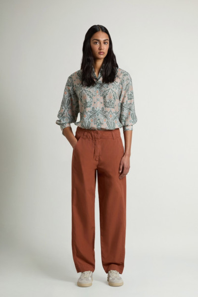 NADRÁG WOOLRICH POPLIN CARROT PANTS - Kép 1