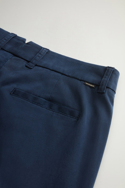 NADRÁG WOOLRICH STRETCH SATIN CHINO PANTS - Kép 5