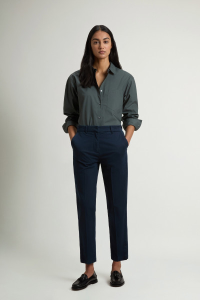 NADRÁG WOOLRICH STRETCH SATIN CHINO PANTS - Kép 1