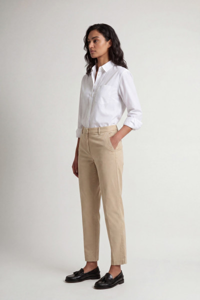 NADRÁG WOOLRICH STRETCH SATIN CHINO PANTS - Kép 2
