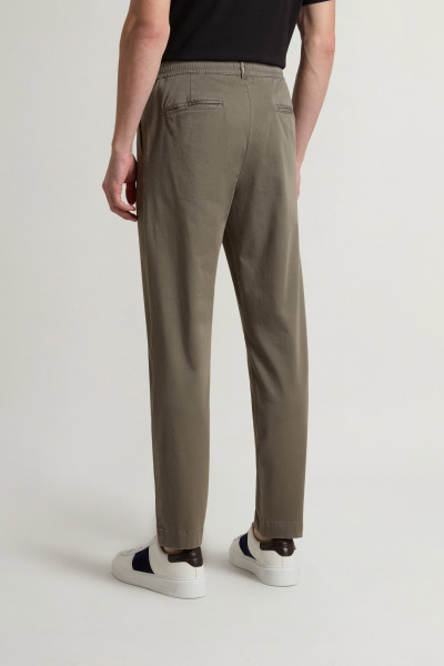 NADRÁG WOOLRICH COTTON TWILL MILTON PANT GD - Kép 2