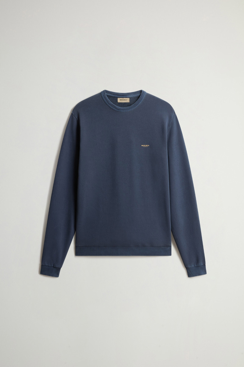 Mikina Woolrich Garment Dyed Logo Crenewck Faded Melton Blue