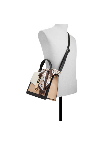 RETIKÜL ALDO CAILLA - Kép 4