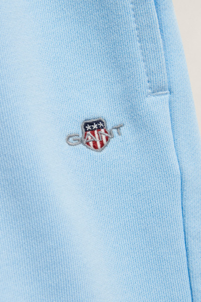 TEPLÁKOVÉ ŠORTKY GANT SHIELD SWEATSHORTS - Fotografia č. 2