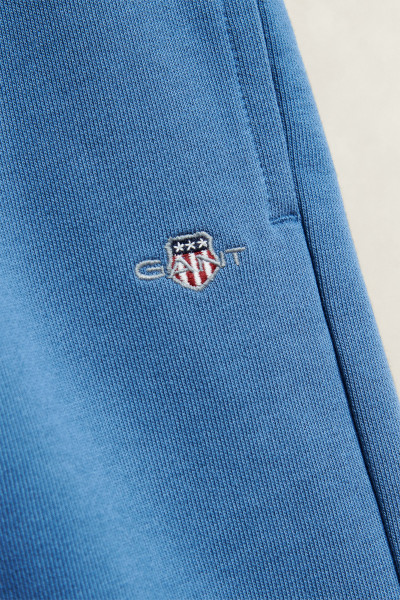 TEPLÁKOVÉ ŠORTKY GANT SHIELD SWEATSHORTS - Fotografia č. 2