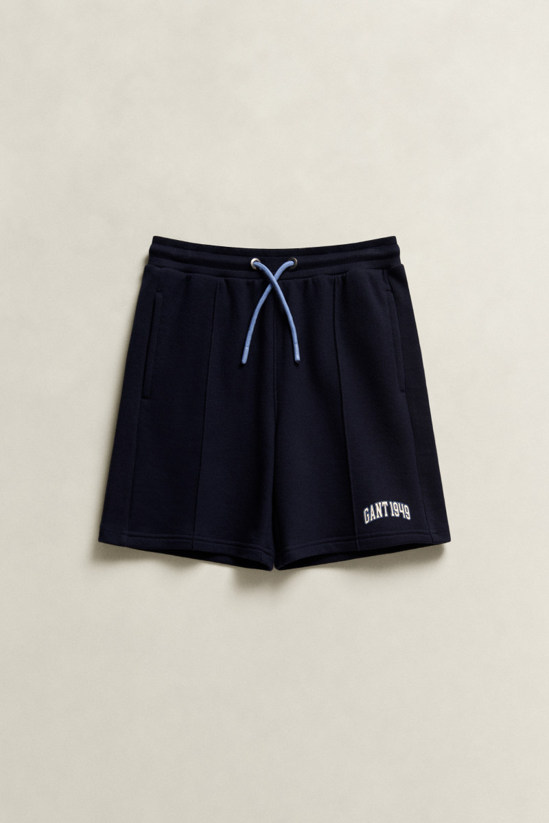 TEPLÁKOVÉ ŠORTKY GANT TEXTURED RIB INSERT SHORT EVENING BLUE