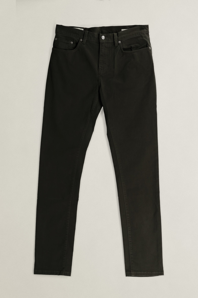 DŽÍNSY GANT SLIM DESERT JEANS DARK MOSS GREEN