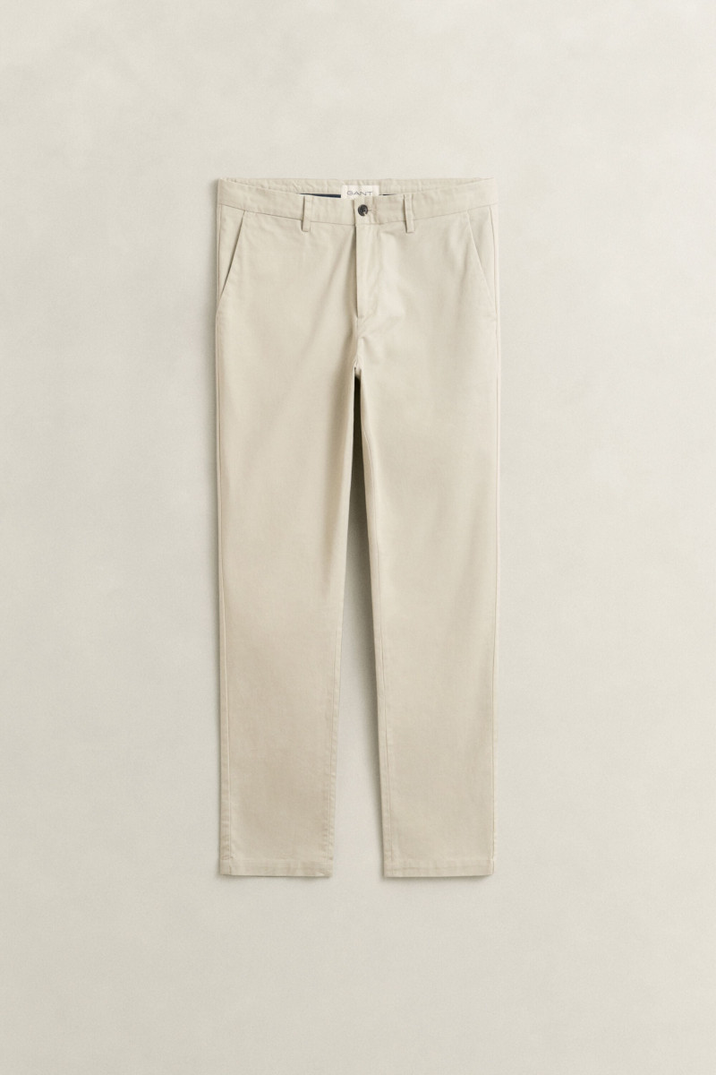 NOHAVICE GANT SLIM SMART CHINOS CLAY BEIGE