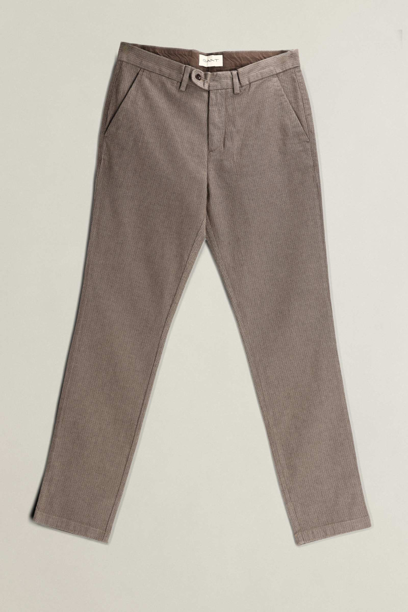 NOHAVICE GANT SLIM COTTON HERRINGBONE PANTS FADED TAUPE