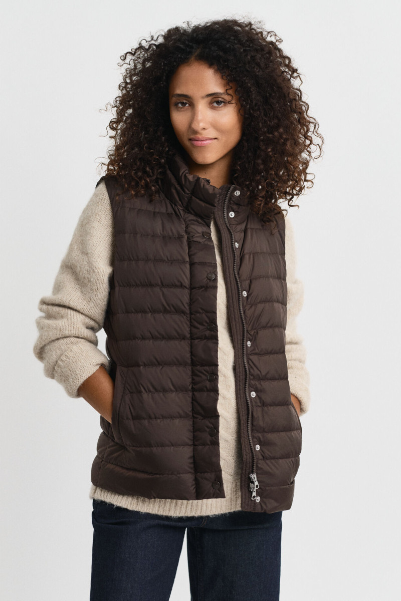 VESTA GANT LIGHT DOWN VEST DEEP BROWN