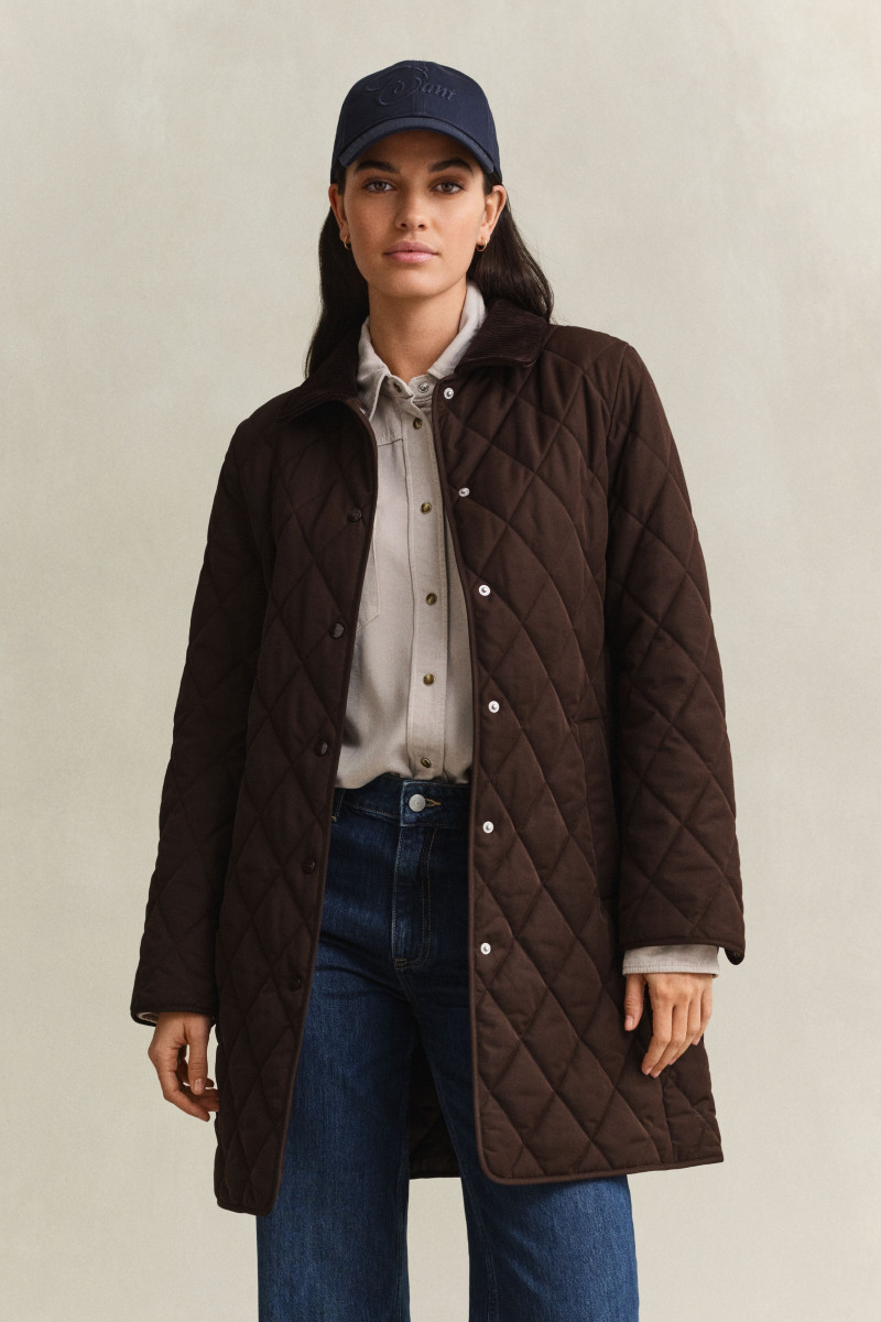 KABÁT GANT FITTED QUILTED COAT DEEP BROWN