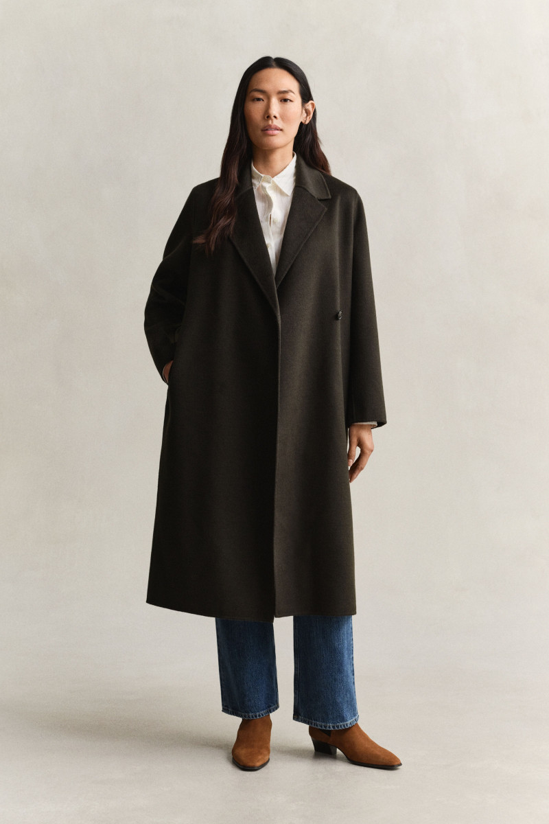 KABÁT GANT HANDSTITCHED BELTED COAT DARK MOSS GREEN