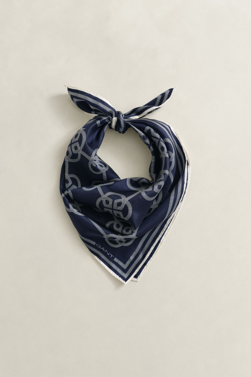 ŠÁL GANT MONOGRAM PRINT SILK SCARF EVENING BLUE