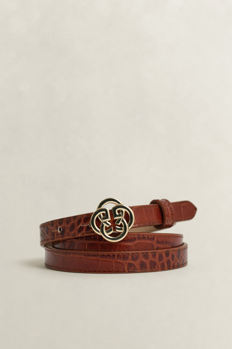 OPASOK GANT MONOGRAM BUCKLE SLIM CROCO BELT COGNAC