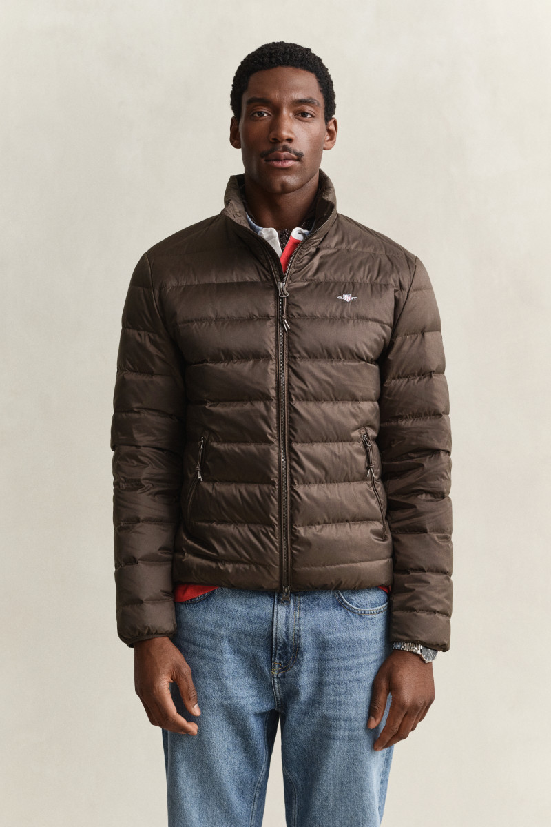 BUNDA GANT LIGHT DOWN JACKET SHADOW BROWN
