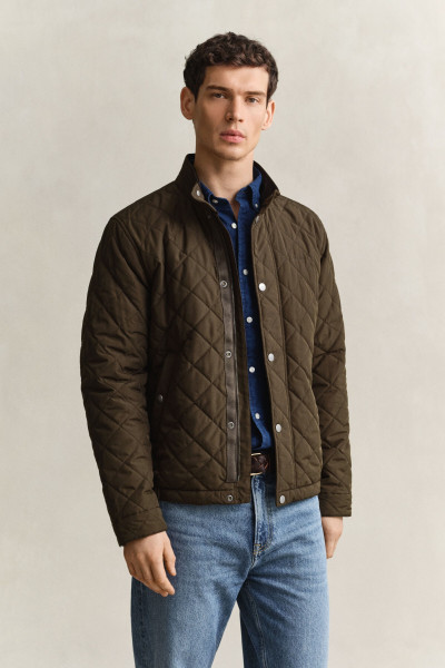 BUNDA GANT CLASSIC QUILTED JACKET - Fotografie č. 1