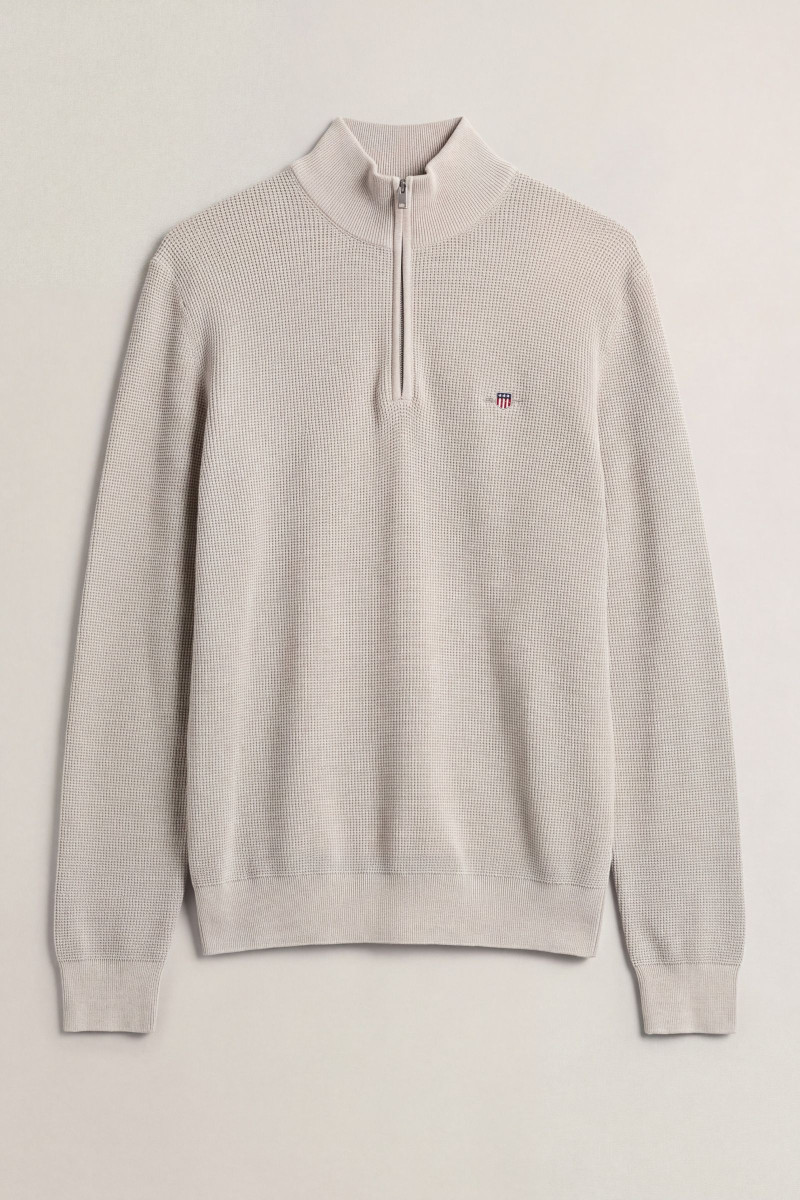 SVETER GANT MICRO TEXTURED COTTON HALF ZIP CLAY BEIGE