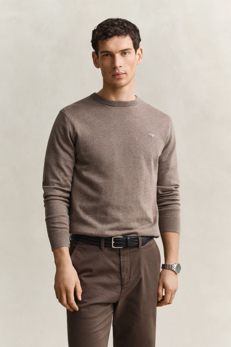 SVETER GANT CLASSIC COTTON C-NECK DARK HAZELNUT MELANGE