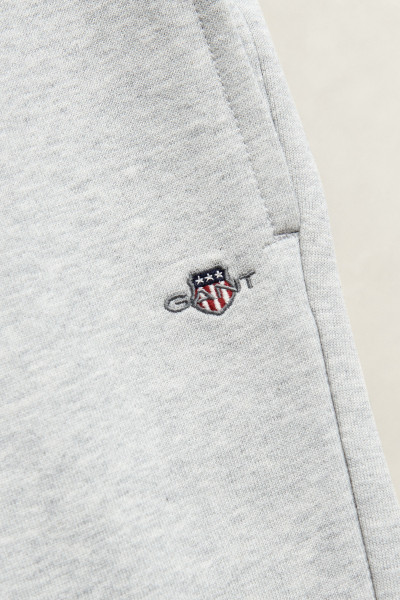 TRÉNINGNADRÁG GANT SHIELD LB SWEATPANTS - Kép 2