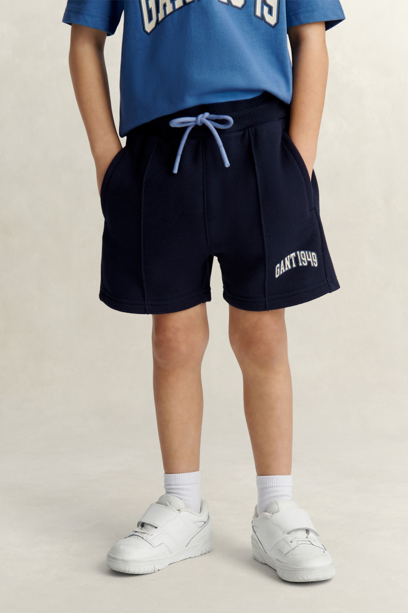 TEPLÁKOVÉ ŠORTKY GANT TEXTURED RIB INSERT SHORT EVENING BLUE