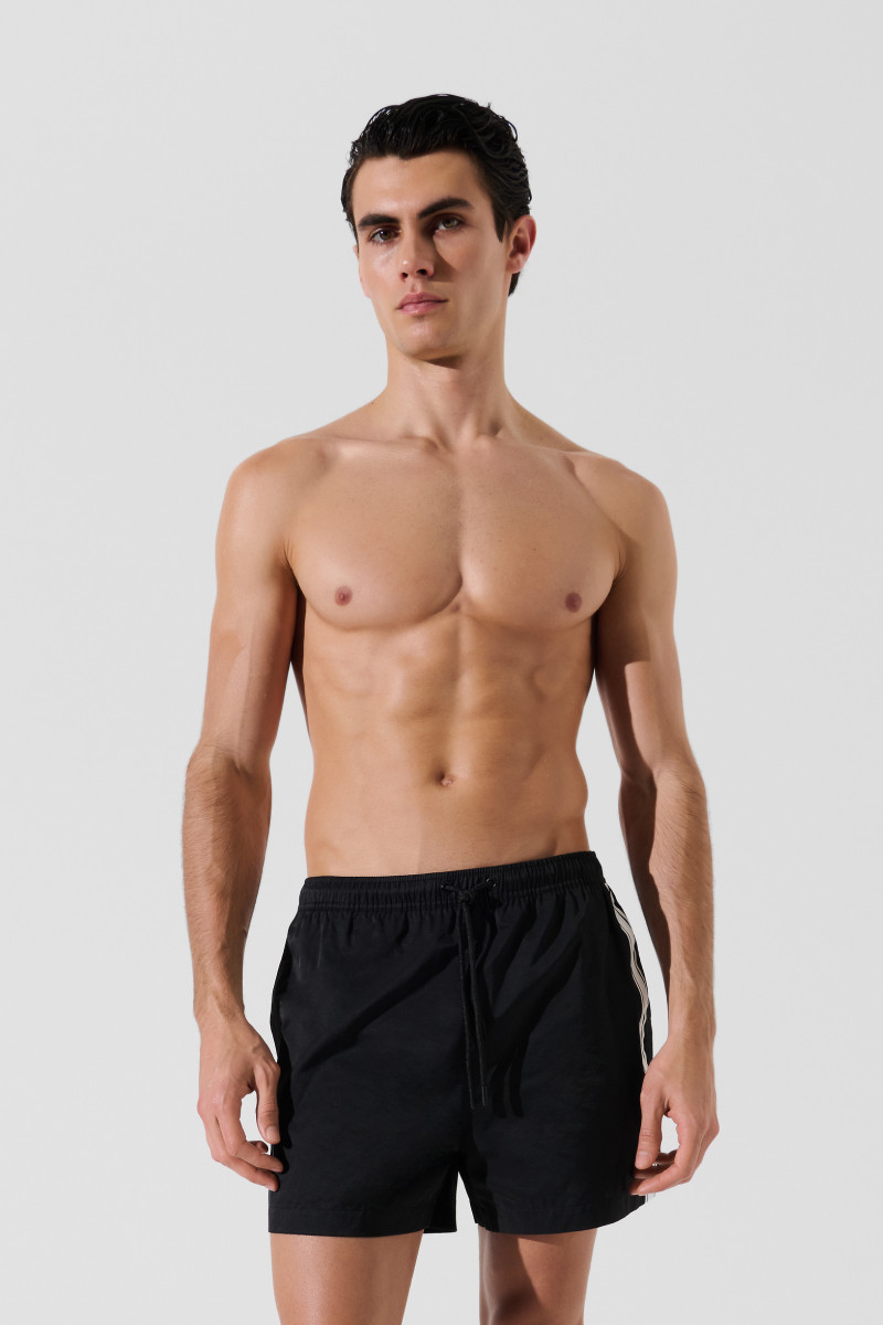Fürdőruha Karl Lagerfeld Elongated Logo Boardshorts Black