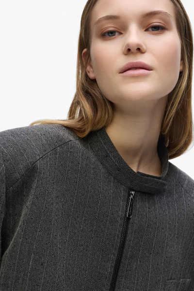 DZSEKI KARL LAGERFELD PINSTRIPE TAILORED BOMBER - Kép 4