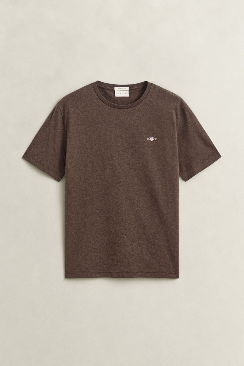 TRIČKO GANT REG SHIELD SS T-SHIRT BLACK BROWN MELANGE