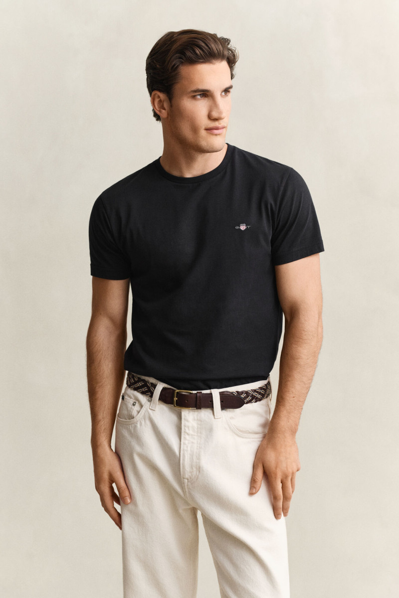 TRIČKO GANT SLIM SHIELD SS T-SHIRT BLACK